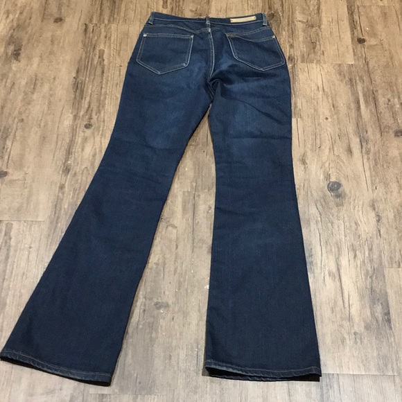 Les Folles de Joie Flare High-Rise Jean - Picture 7 of 7